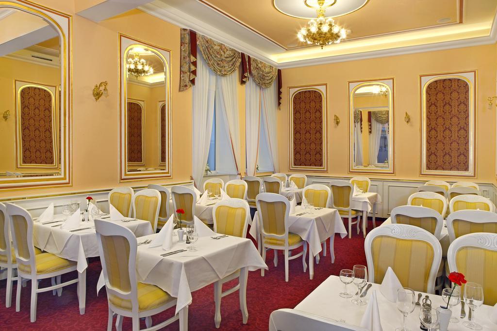 فندق Ensana Hvezda - Imperial - Neapol Mariánské Lázně المظهر الخارجي الصورة
